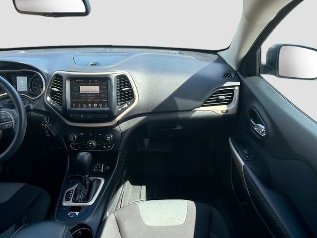 2018 Jeep Cherokee Latitude Tech Connect
