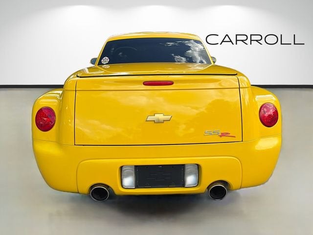 2004 Chevrolet SSR LS