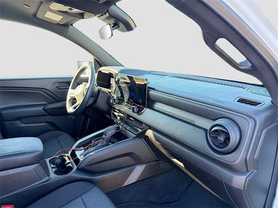 2025 Chevrolet Colorado WT/LT