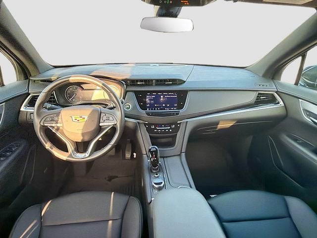 2024 Cadillac XT6 Luxury