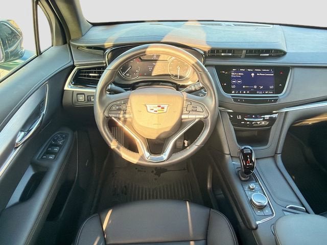 2024 Cadillac XT6 Luxury