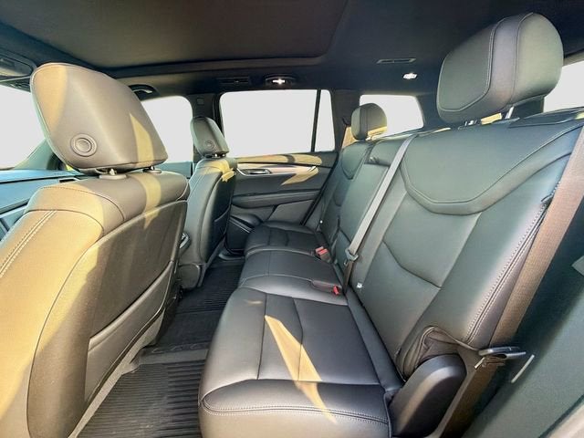 2024 Cadillac XT6 Luxury