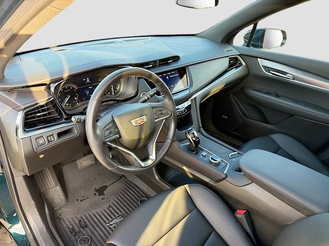2024 Cadillac XT6 Luxury
