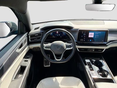 2024 Volkswagen Atlas Cross Sport 2.0T SEL Premium R-Line