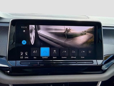 2024 Volkswagen Atlas Cross Sport 2.0T SEL Premium R-Line