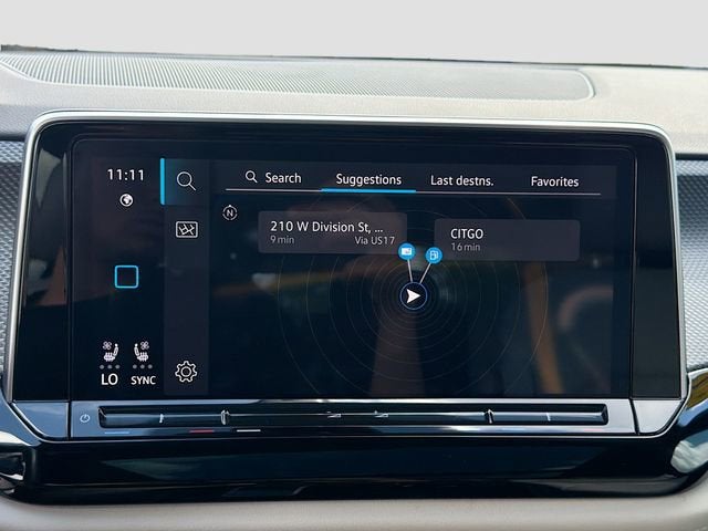 2024 Volkswagen Atlas Cross Sport 2.0T SEL Premium R-Line