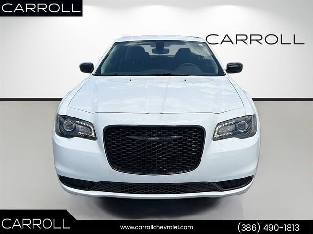2023 Chrysler 300 Touring