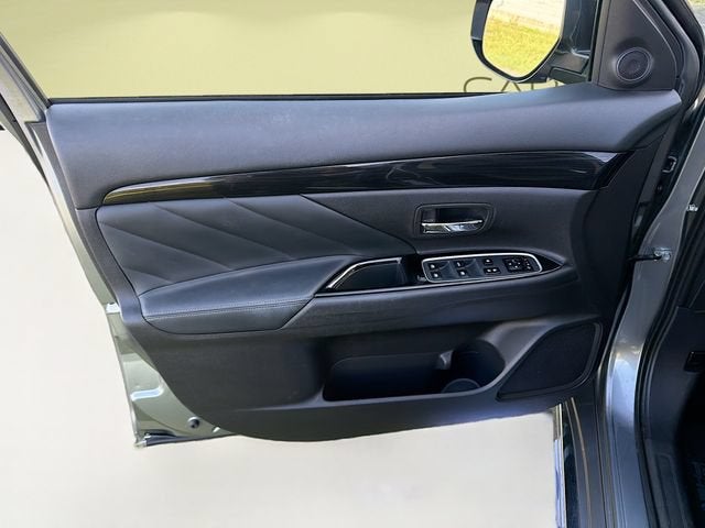 2018 Mitsubishi Outlander PHEV SEL