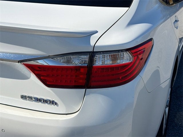 2015 Lexus ES 300h Hybrid