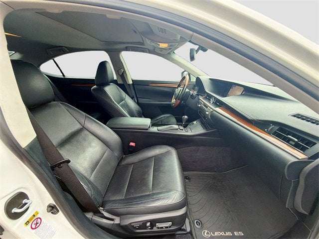 2015 Lexus ES 300h Hybrid