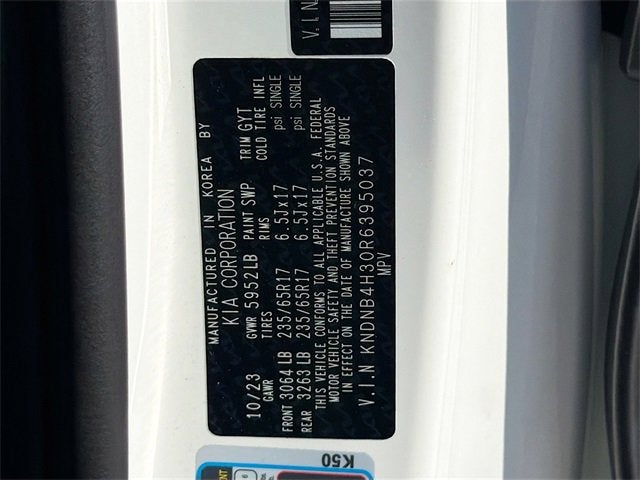 2024 Kia Carnival LX