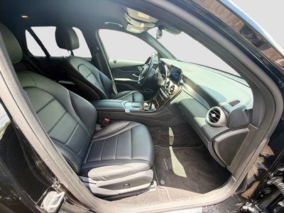 2020 Mercedes-Benz GLC 300 GLC 300