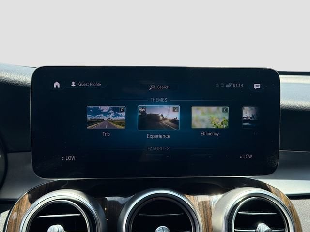 2020 Mercedes-Benz GLC 300 GLC 300