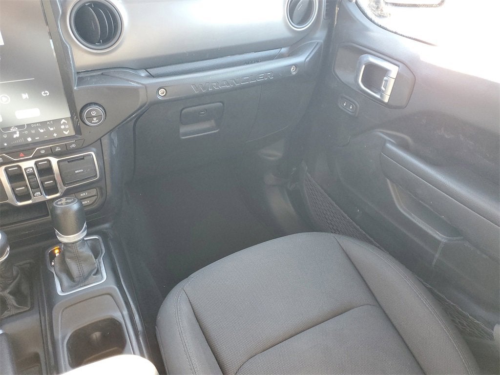 2022 Jeep Wrangler Unlimited Sport