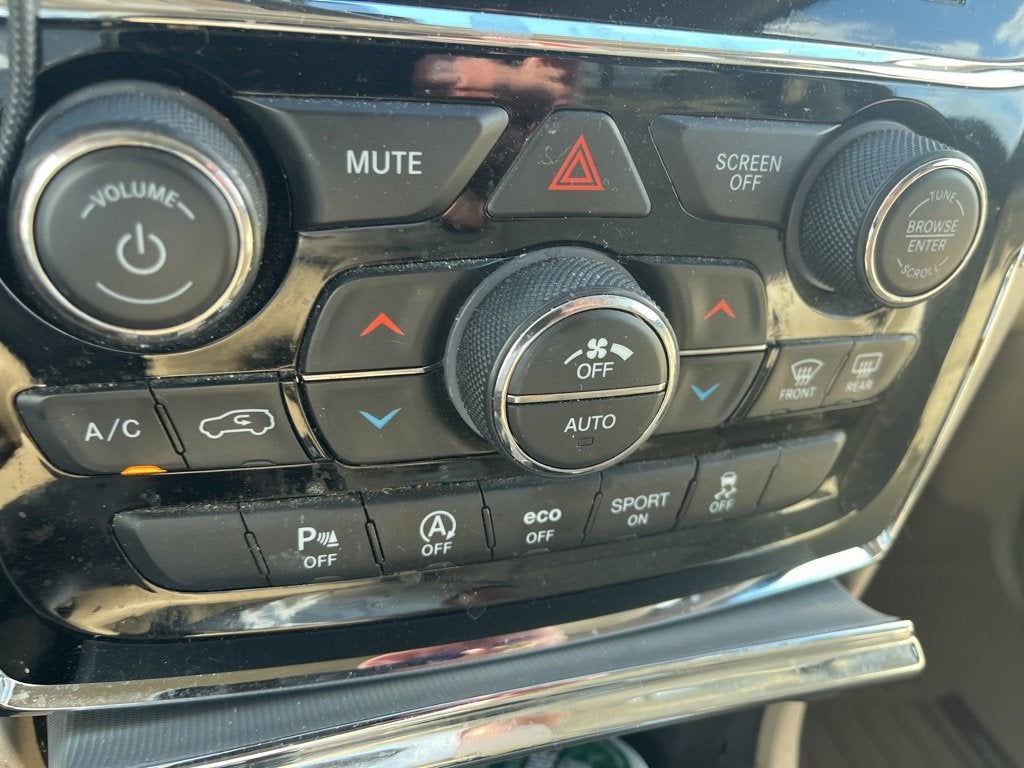 2020 Jeep Grand Cherokee Overland