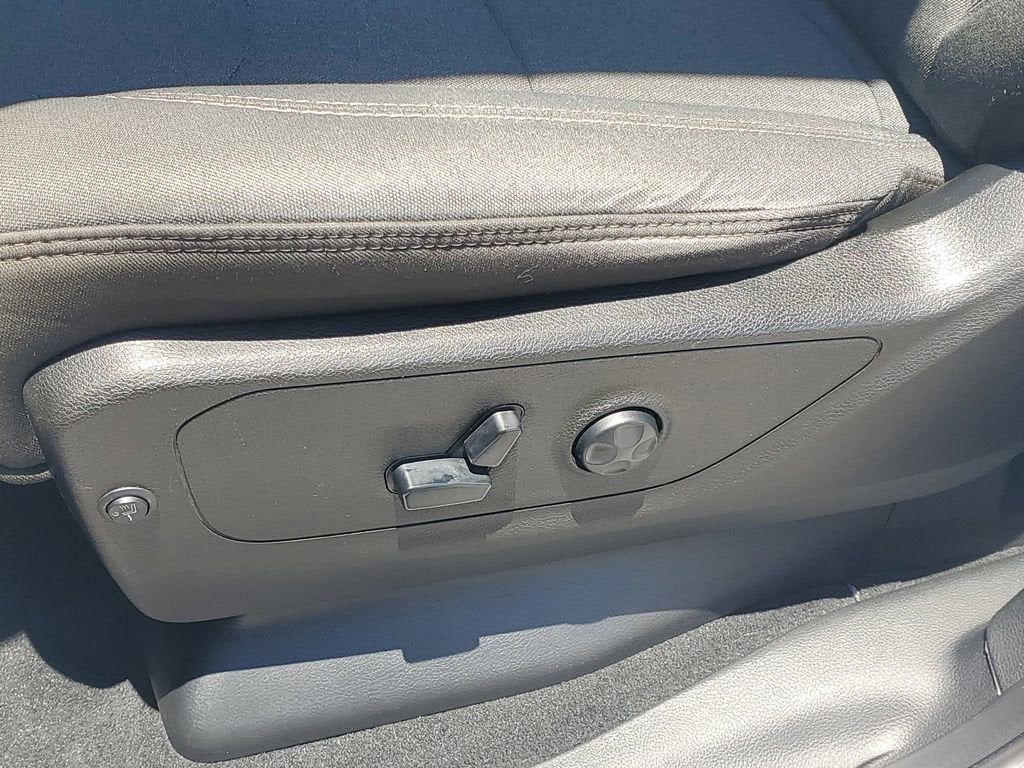 2019 RAM 1500 Big Horn/Lone Star Crew Cab 4x4 5'7" Box