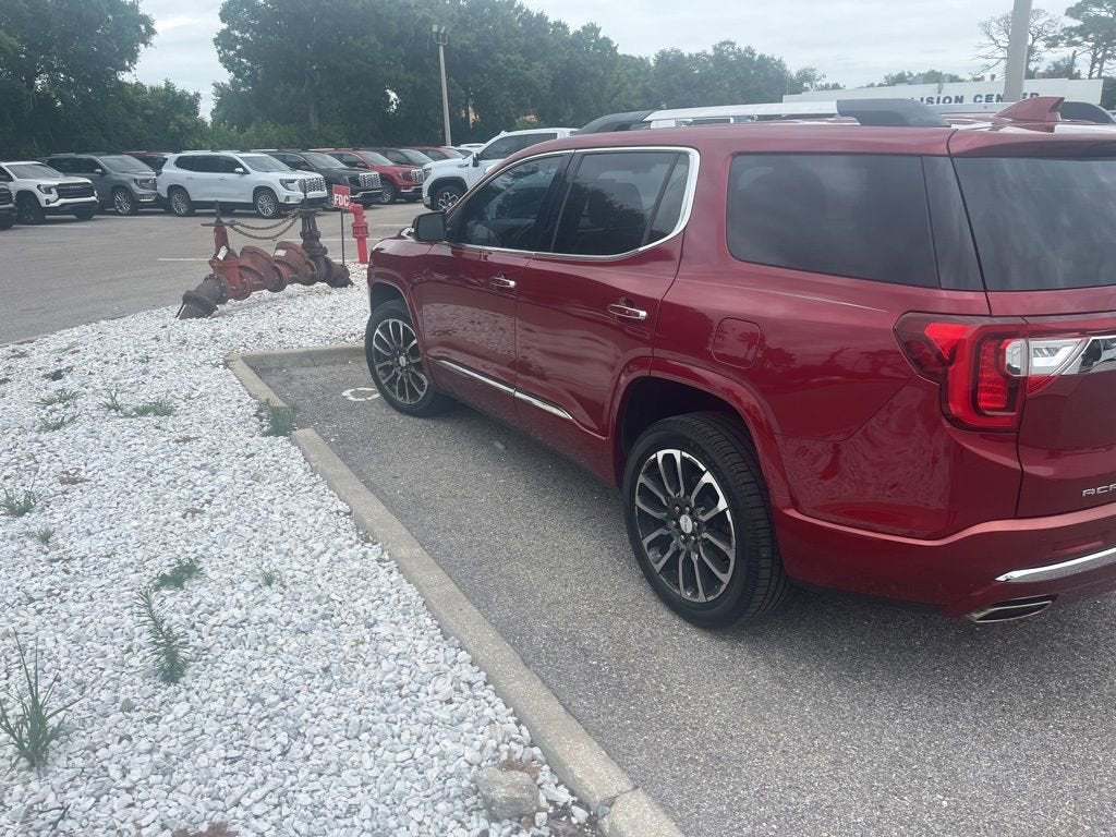 2020 GMC Acadia Denali