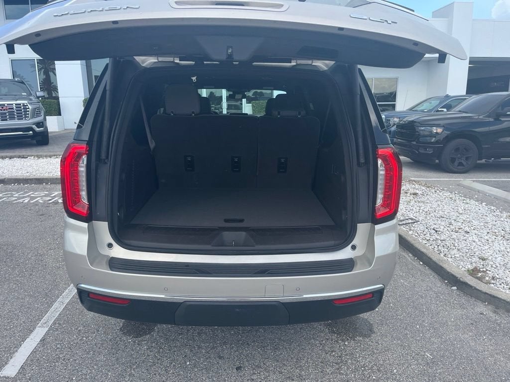 2024 GMC Yukon XL SLT