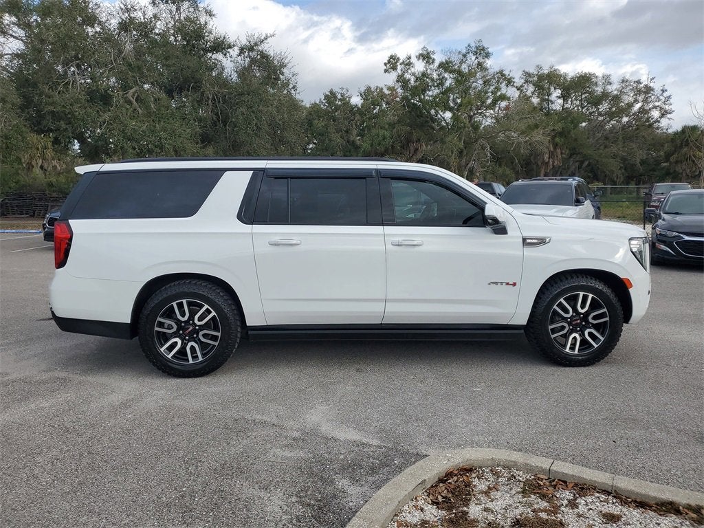 2021 GMC Yukon XL AT4