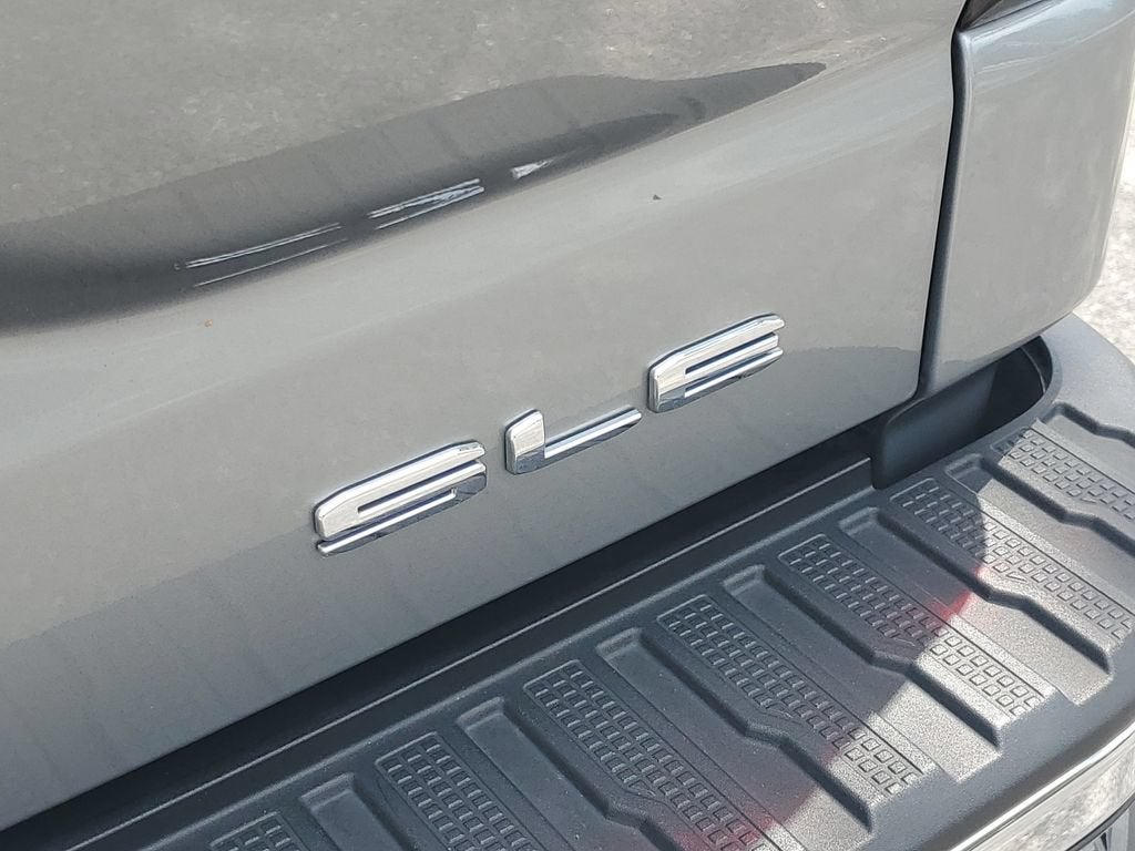 2024 GMC Sierra 1500 SLE