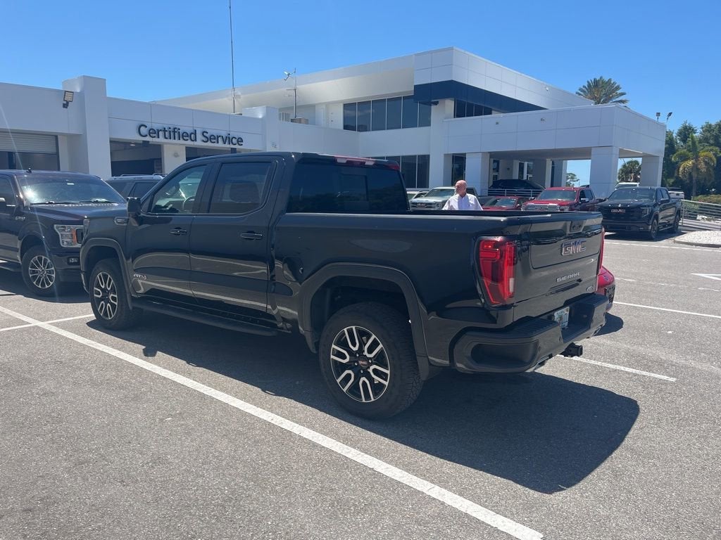 2025 GMC Sierra 1500 AT4