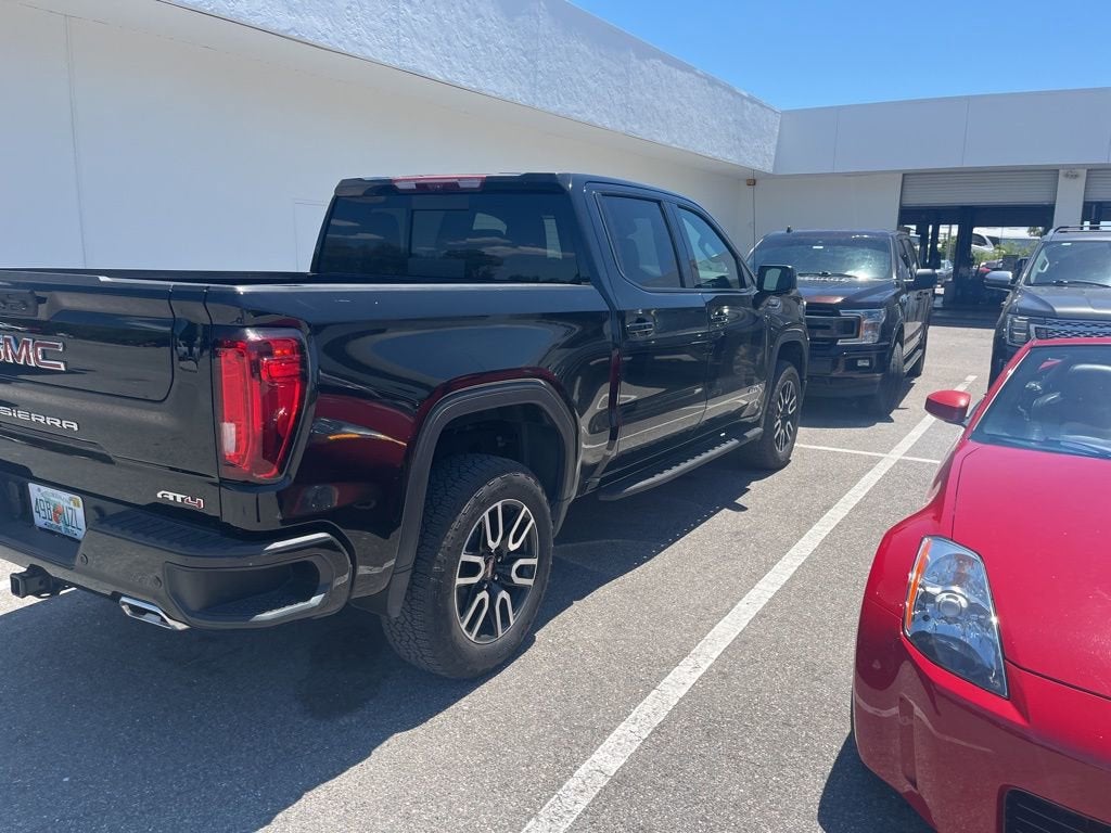 2025 GMC Sierra 1500 AT4