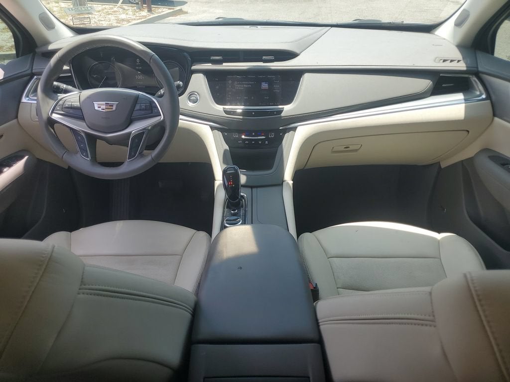 2021 Cadillac XT5 FWD Premium Luxury
