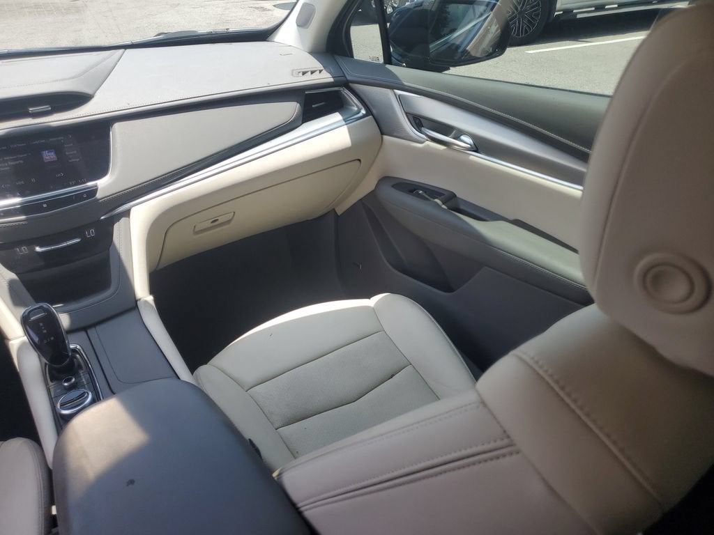2021 Cadillac XT5 FWD Premium Luxury