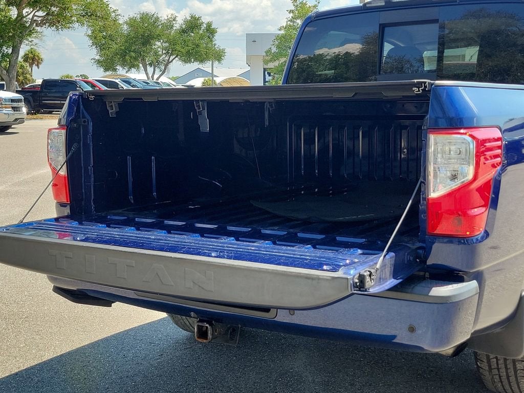 2021 Nissan Titan SV