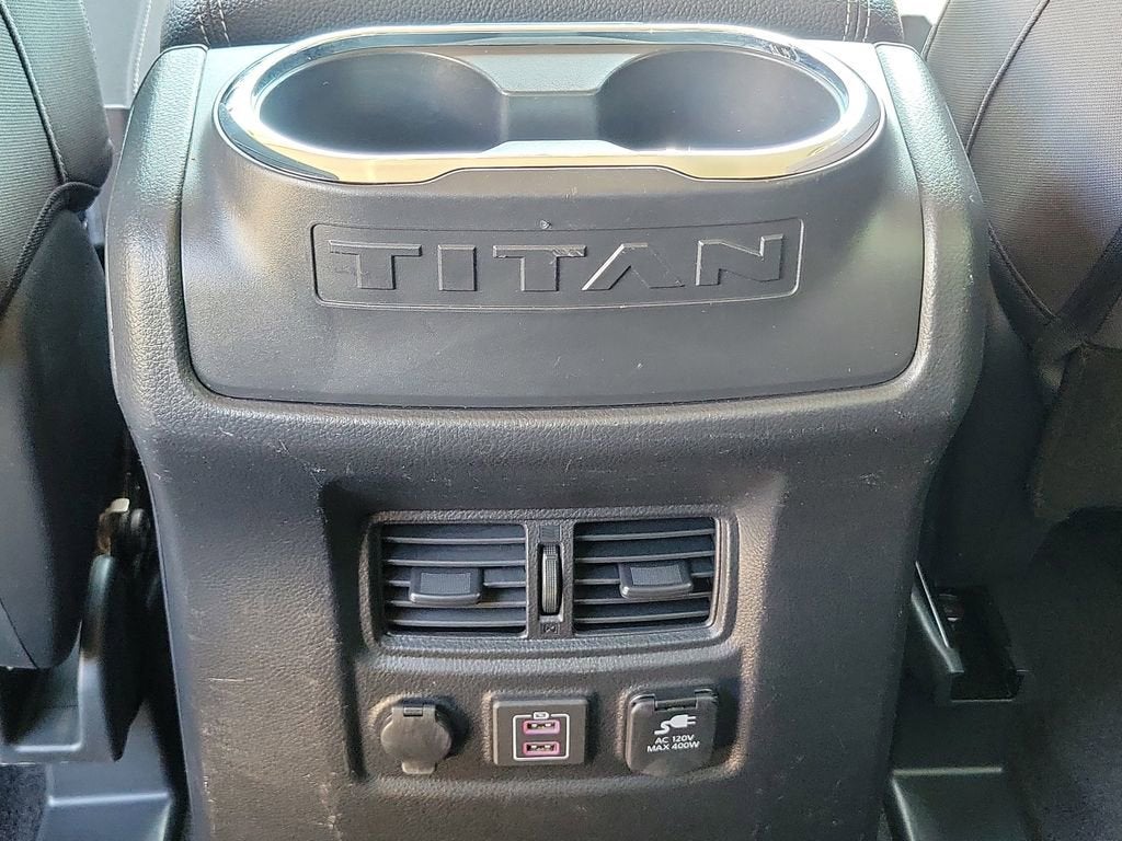 2021 Nissan Titan SV