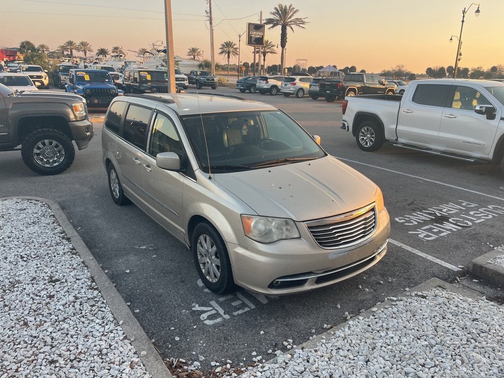 2014 Chrysler Town & Country Touring