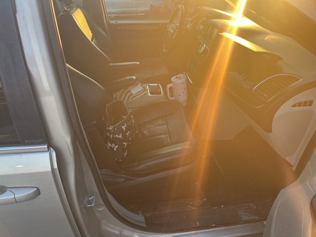 2014 Chrysler Town & Country Touring