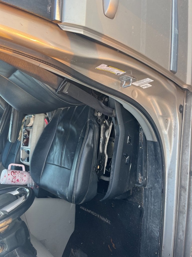 2014 Chrysler Town & Country Touring