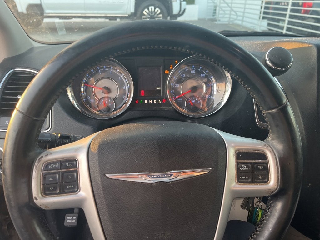 2014 Chrysler Town & Country Touring