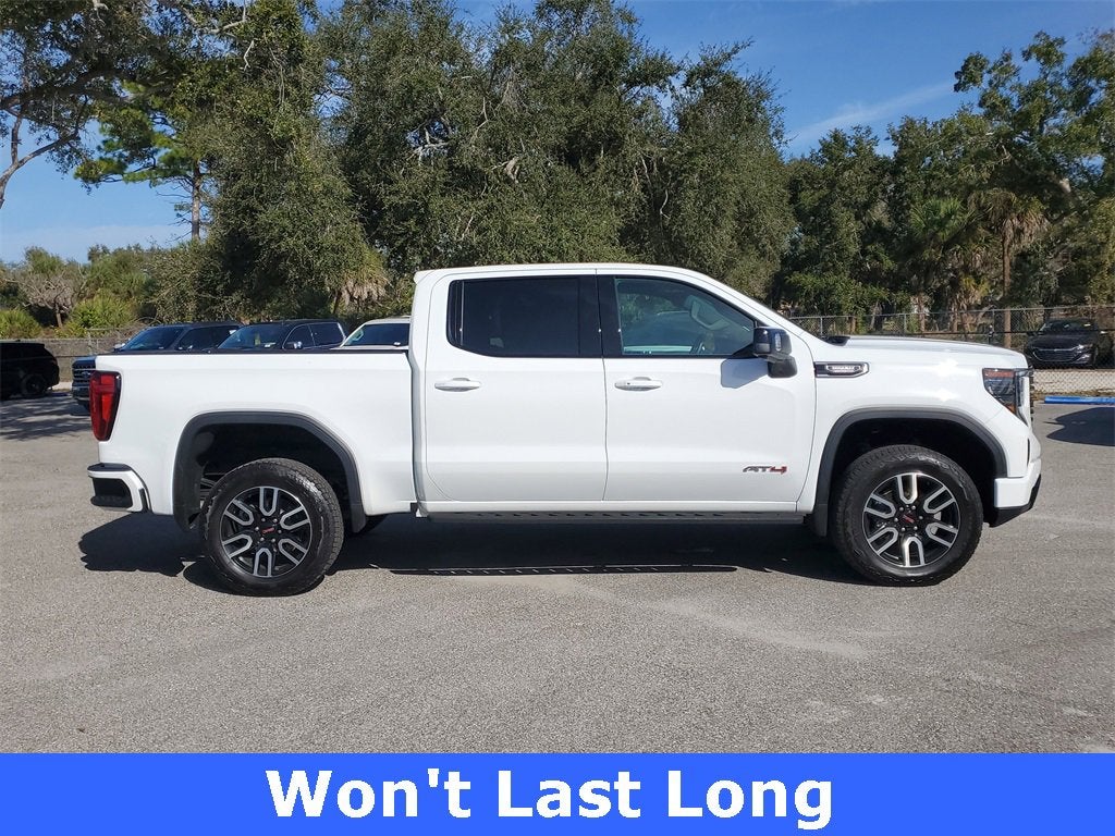 2025 GMC Sierra 1500 AT4