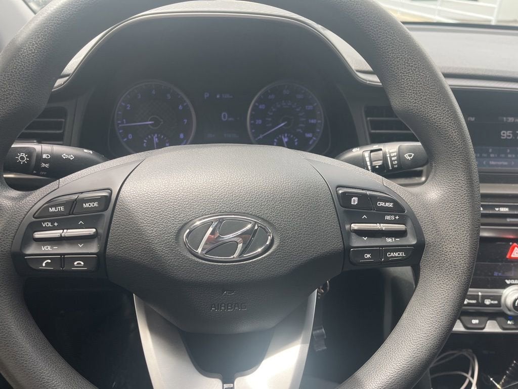 2020 Hyundai Elantra SE