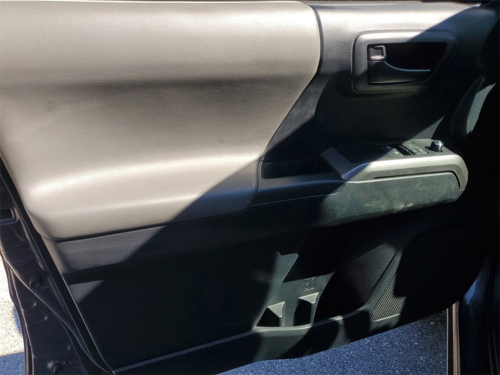 2018 Toyota Tacoma SR5