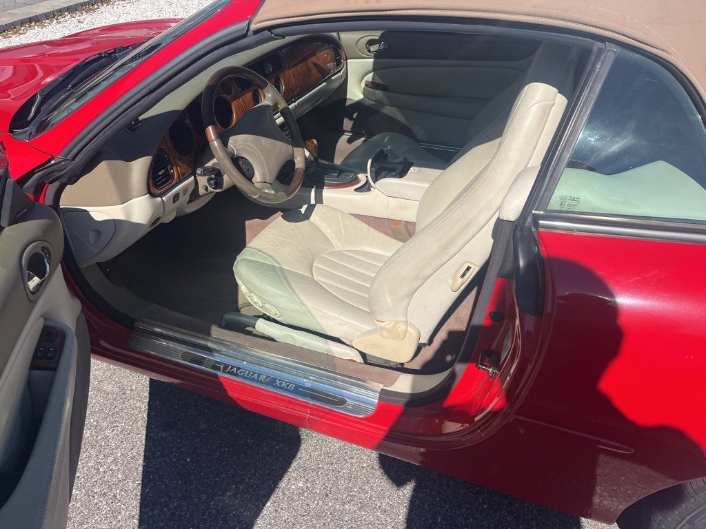 2000 Jaguar XK8 Base