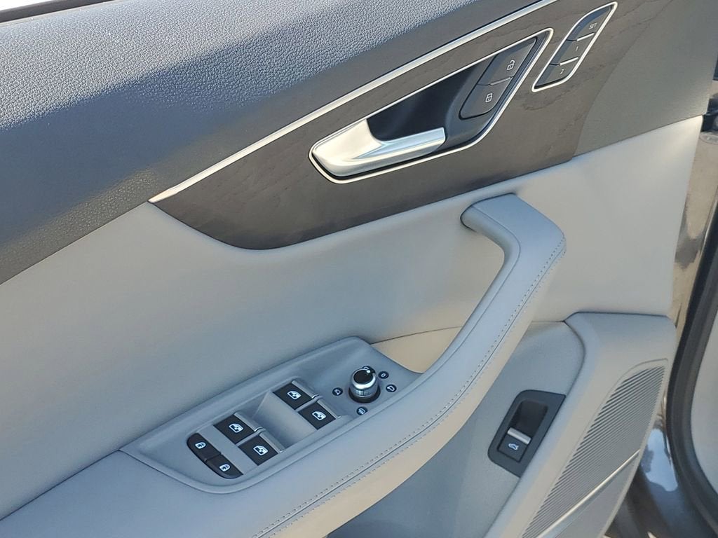 2023 Audi Q7 Prestige 55 TFSI quattro Tiptronic